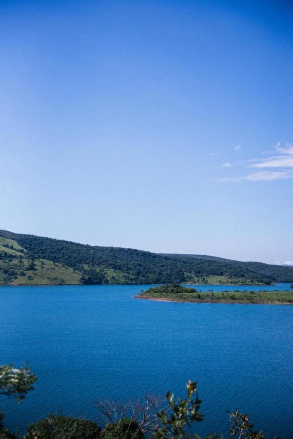 Pousada Enseada Da Ilha กาปีตอลิโอ ภายนอก รูปภาพ